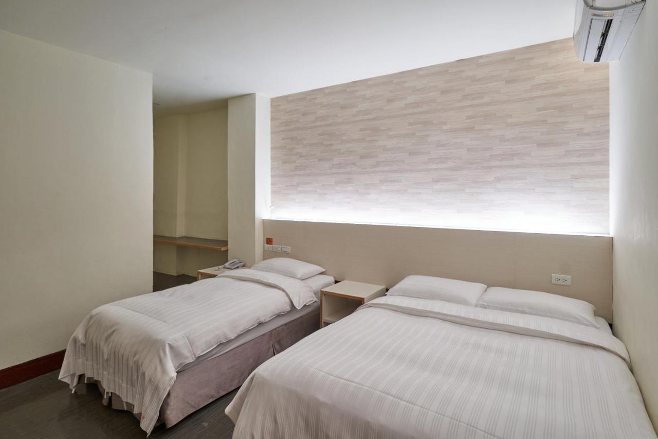 Yung An Business Hotel Dounan Exterior photo